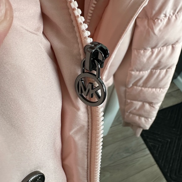 Michael Kors Belted Pink Puffer Coat - Picture 3 of 7